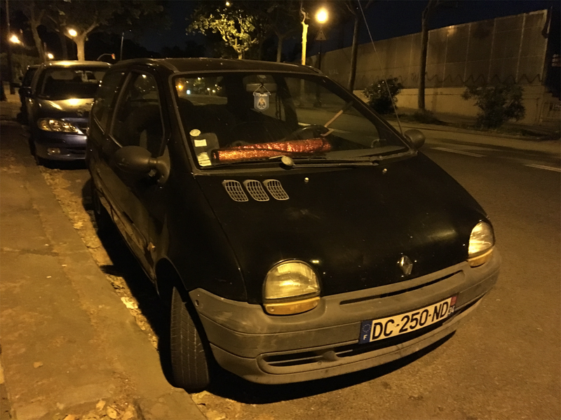Illustration for article titled Barcelona Has Some Pretty Cool Cars, And Surprisingly Cool Vans